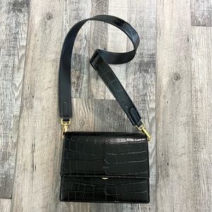 JW PEI Flat Crossbody Bag